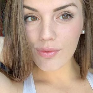 Meet your Posher, Skylar